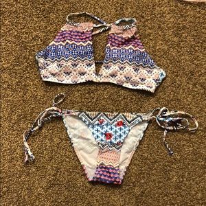 Multi colored bathing suit— bikini